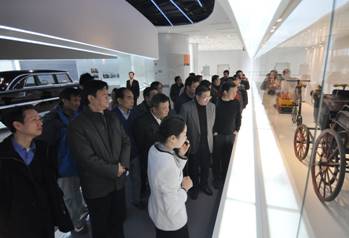 关于努力提升党建政研工作科学化水平的专科毕业论文范文